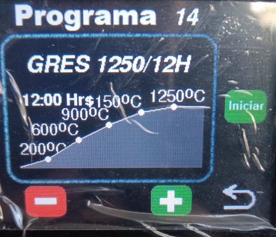 Controlador digital de horno para gres fabricado en Chile
