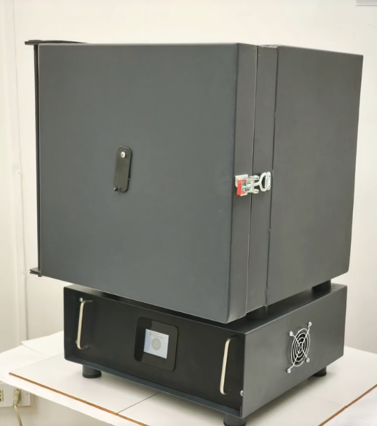 Horno electrónico touch para cerámica y gres fabricado en Chile